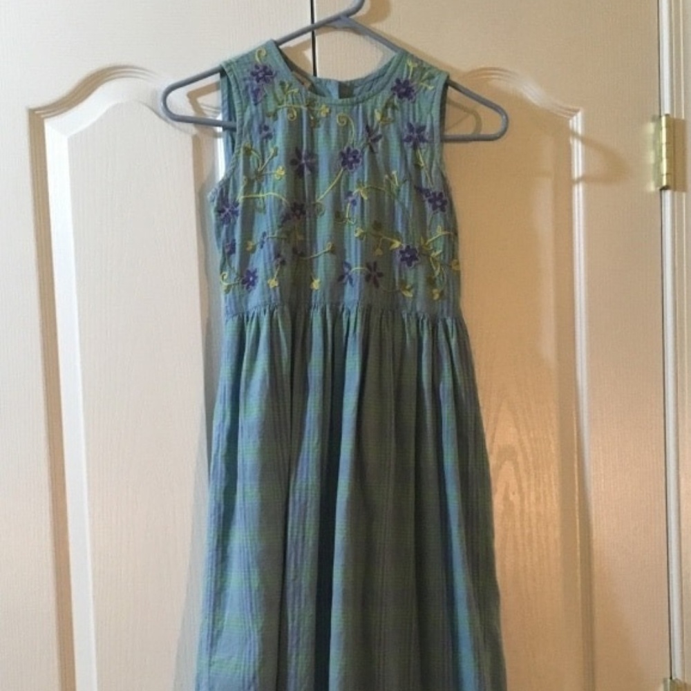 Girl's summer dress
